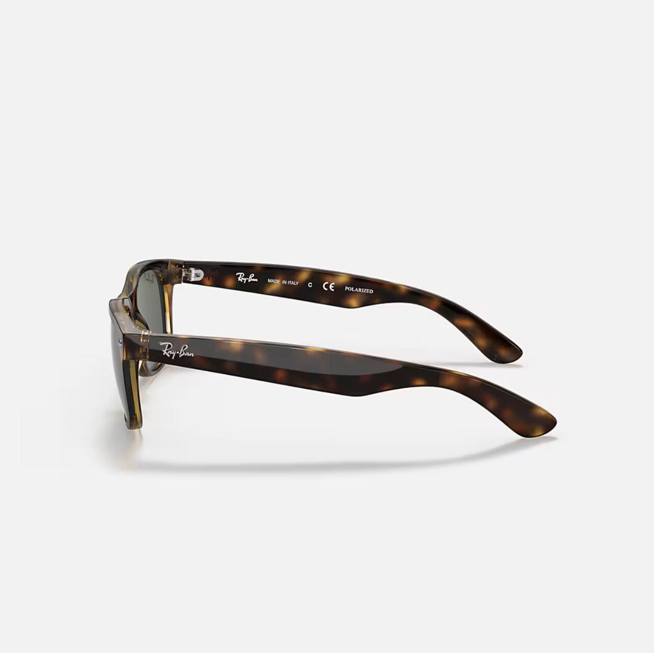 Ray-Ban NEW WAYFARER CLASSIC
Sunglasses in Polished Tortoise Frame and Green lens
RB2132