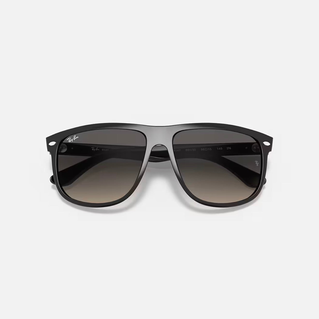 Ray-Ban BOYFRIEND Sunglasses in Black Frame and grey lens